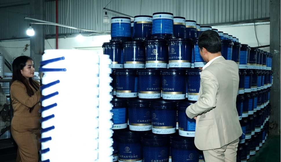 Thanh lý vỏ thùng sơn - Bán vỏ thùng sơn không còn sử dụng để thu hồi vốn.